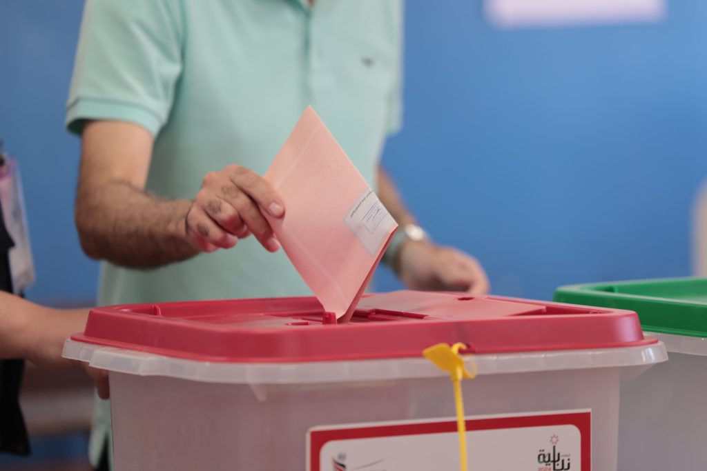 تعبیر خواب انتخابات؛ معنی خواب شرکت در انتخابات و رای دادن