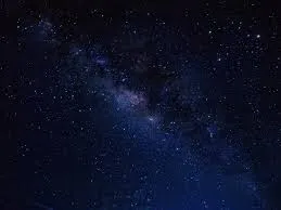 انشا درباره آسمان شب به شیوه عینی و توصیفی