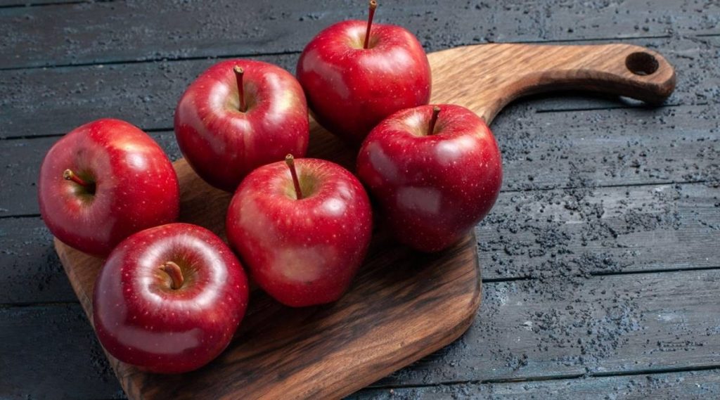 انشا درباره سیب (انشاهای آماده ذهنی و تشبیهی درباره سیب از زبان خودش)