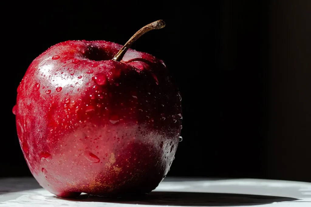 انشا درباره سیب